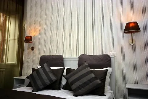 Cento Passi Dal Vaticano B&B