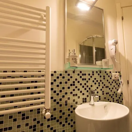 Cento Passi Dal Vaticano B&B