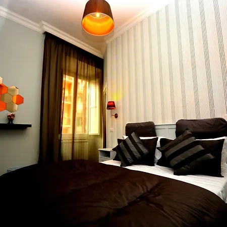 Cento Passi Dal Vaticano 3* 로마